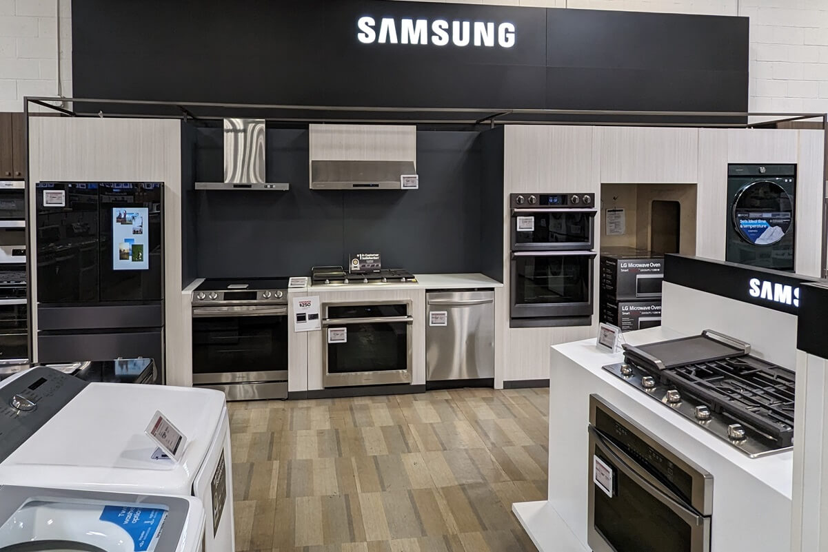 Nationwide Fixture Installations NFI Case Study Samsung Best Buy Millwork Packages New Store Installation Retail Rollouts Shop-In-Shop Technology Digital Electronics Entertainment