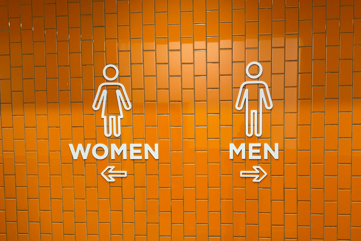 Circle K Appleton WI men's and women's bathroom signage