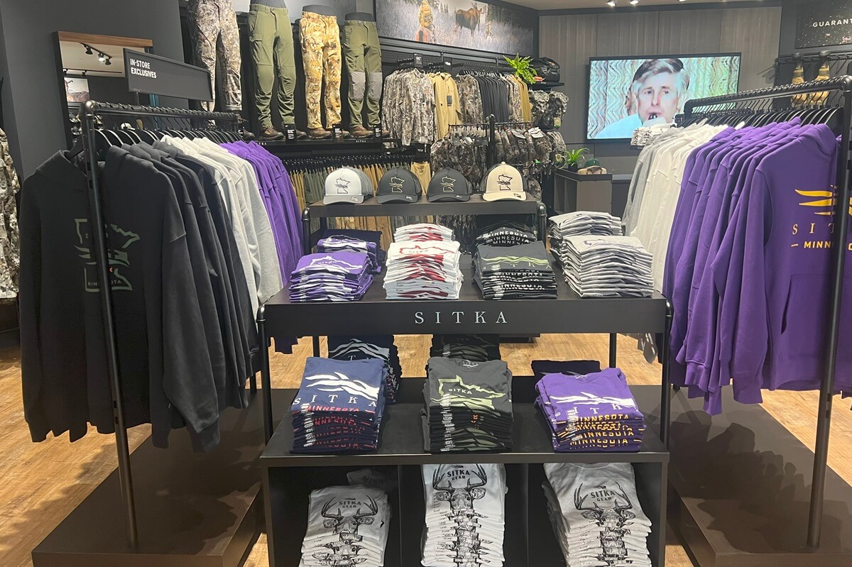 Sitka Gear Mall of America Minnesota Shirt Display